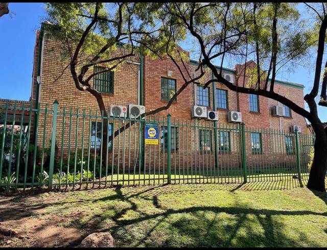 INDUSTRIAL PROPERTY TO RENT IN ROOIHUISKRAAL